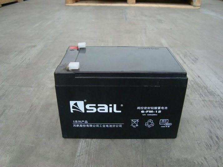 蓄電池存放(fàng)時(shí)需要注意的事(shì)項